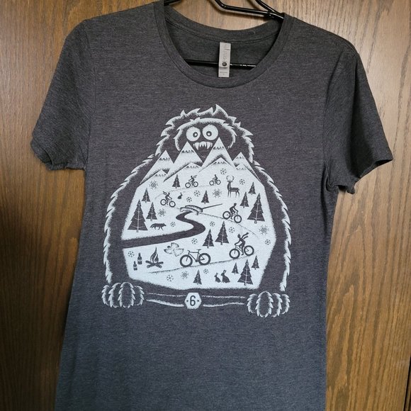 Twin Six Winter Fat Bike Graphic Tee Size Large - Picture 4 of 12